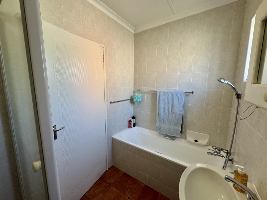 3 Bedroom Property for Sale in Pelham KwaZulu-Natal