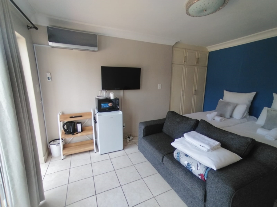 To Let 1 Bedroom Property for Rent in Glen Ashley KwaZulu-Natal
