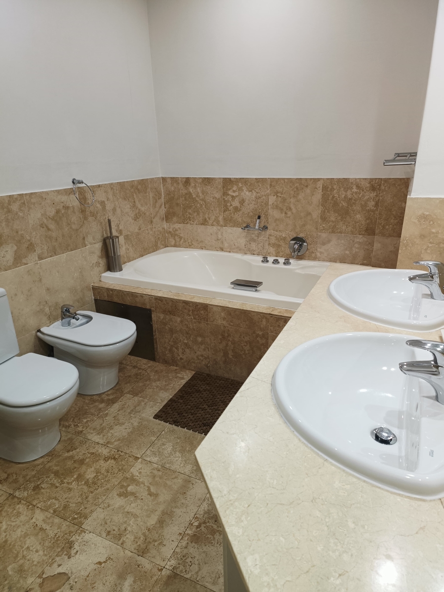 3 Bedroom Property for Sale in Umhlanga KwaZulu-Natal