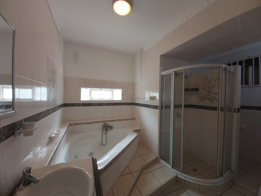 To Let 2 Bedroom Property for Rent in Umhlanga Ridge KwaZulu-Natal