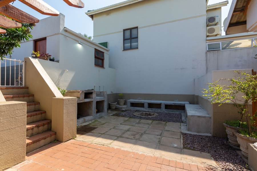 To Let 3 Bedroom Property for Rent in Umhlanga KwaZulu-Natal