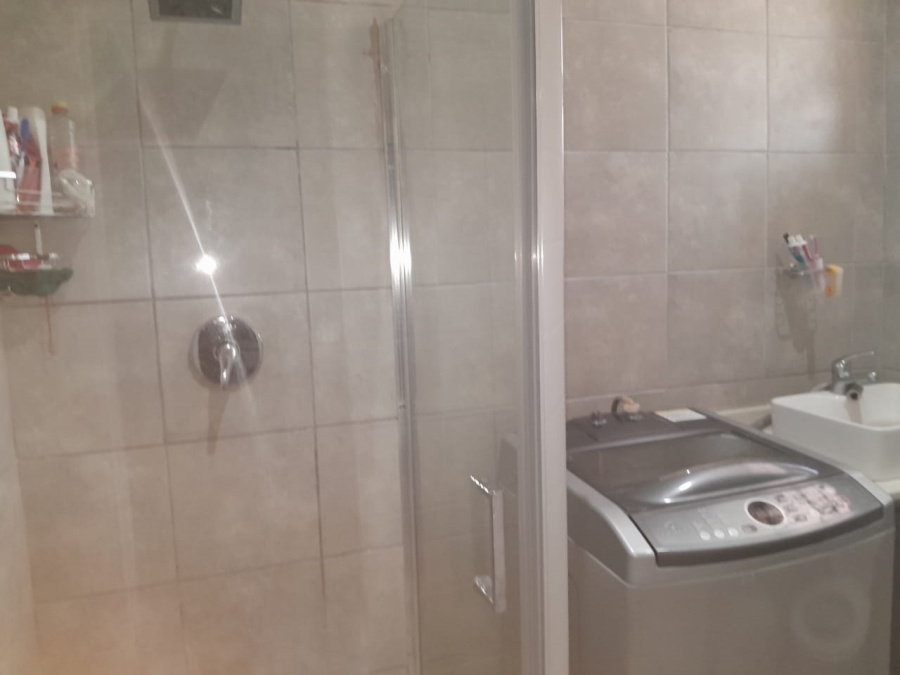 2 Bedroom Property for Sale in Durban Central KwaZulu-Natal