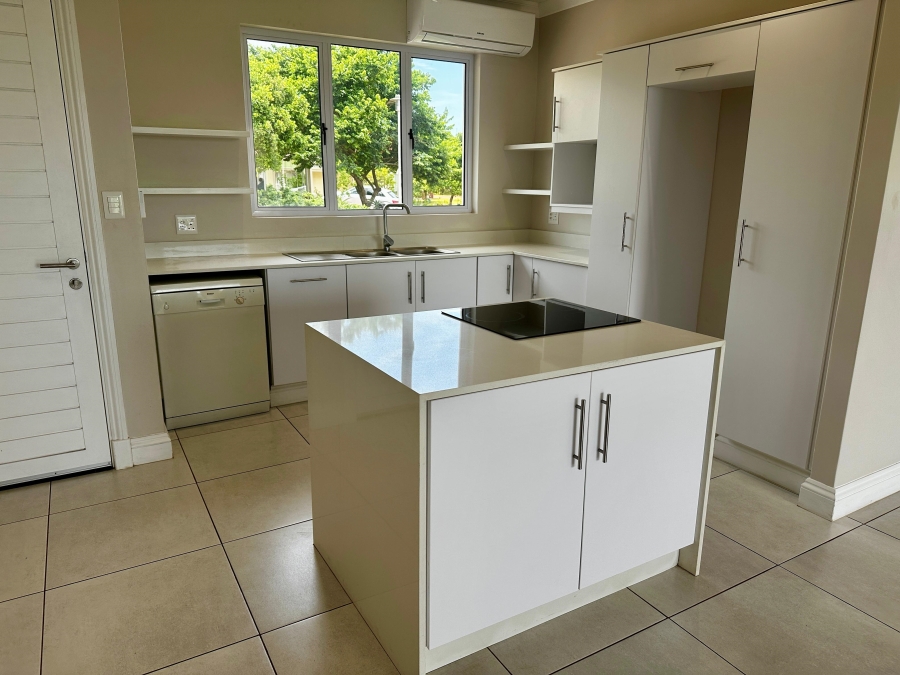 2 Bedroom Property for Sale in Mount Edgecombe KwaZulu-Natal