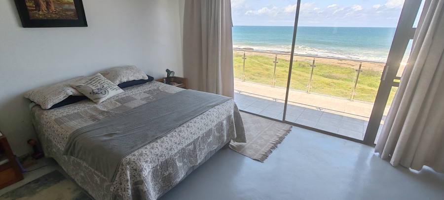 5 Bedroom Property for Sale in Uvongo Beach KwaZulu-Natal