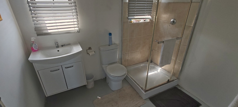 5 Bedroom Property for Sale in Uvongo Beach KwaZulu-Natal