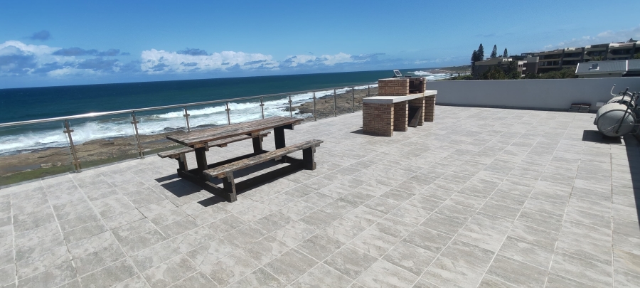 5 Bedroom Property for Sale in Uvongo Beach KwaZulu-Natal