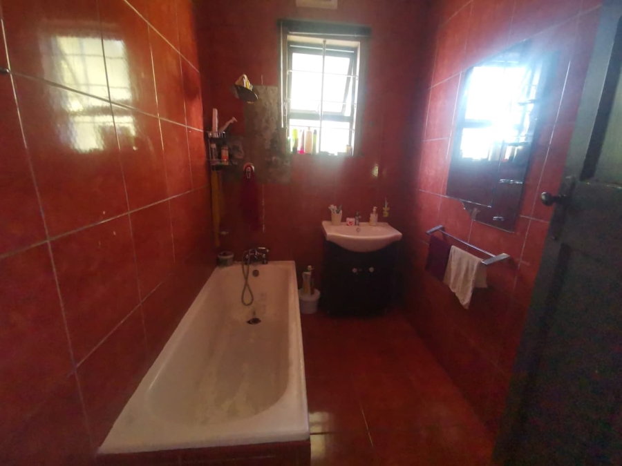 2 Bedroom Property for Sale in Bellair KwaZulu-Natal