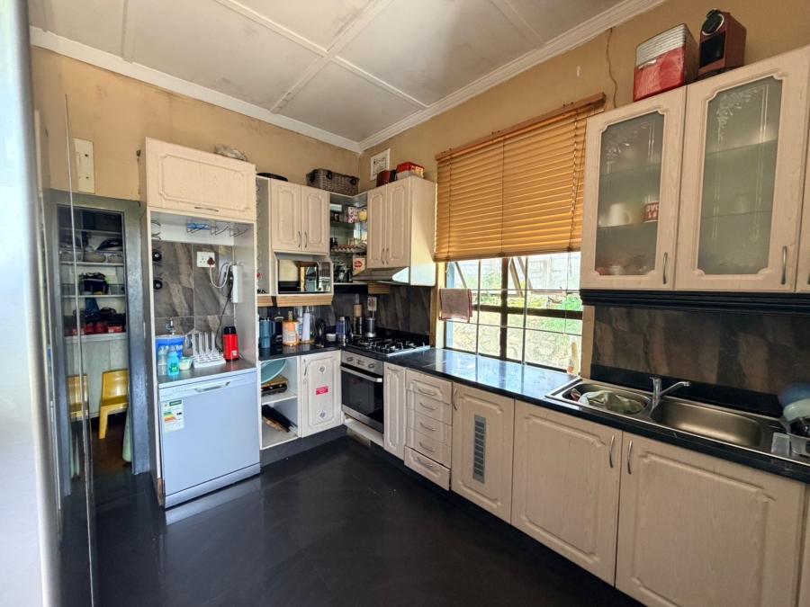 2 Bedroom Property for Sale in Bellair KwaZulu-Natal