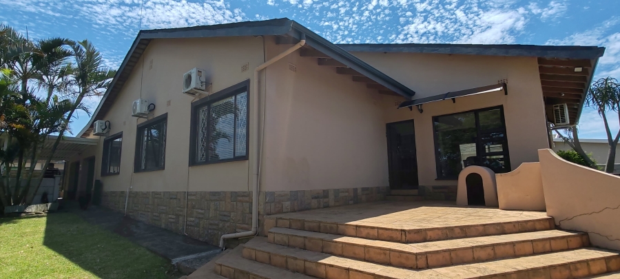 3 Bedroom Property for Sale in Shelly Beach KwaZulu-Natal