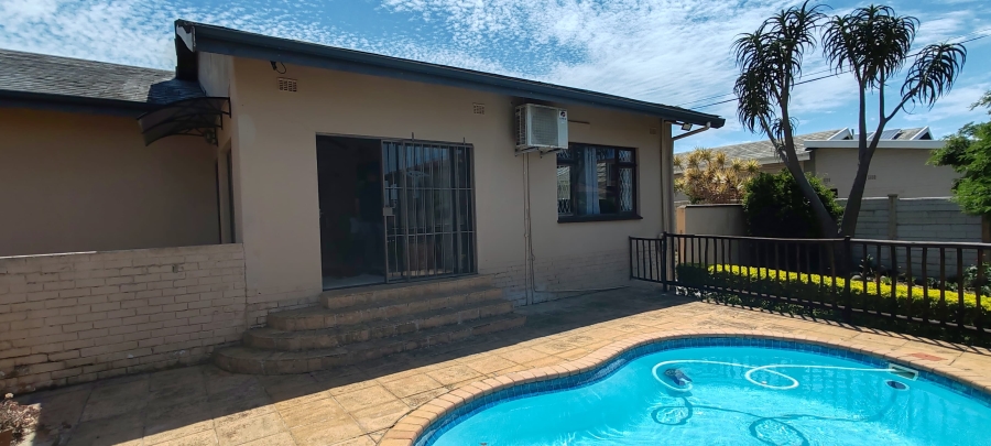 3 Bedroom Property for Sale in Shelly Beach KwaZulu-Natal