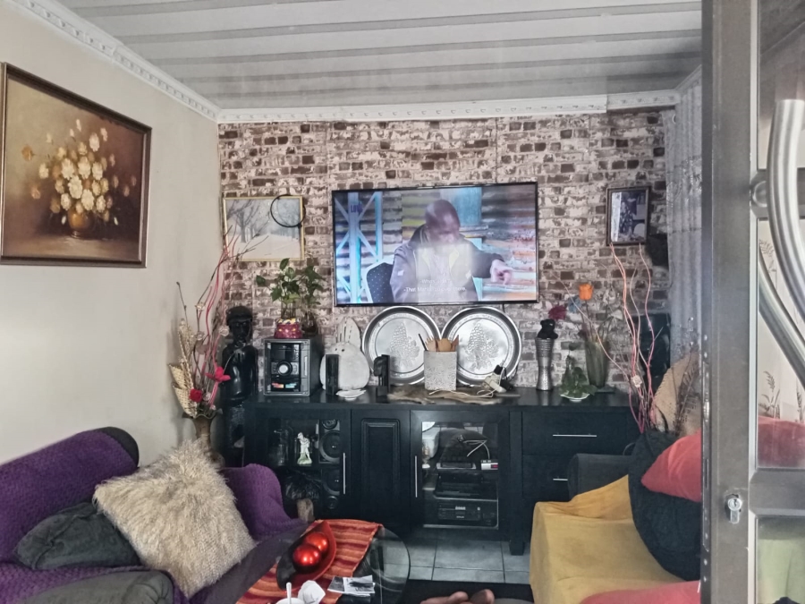 3 Bedroom Property for Sale in Kwamakutha KwaZulu-Natal