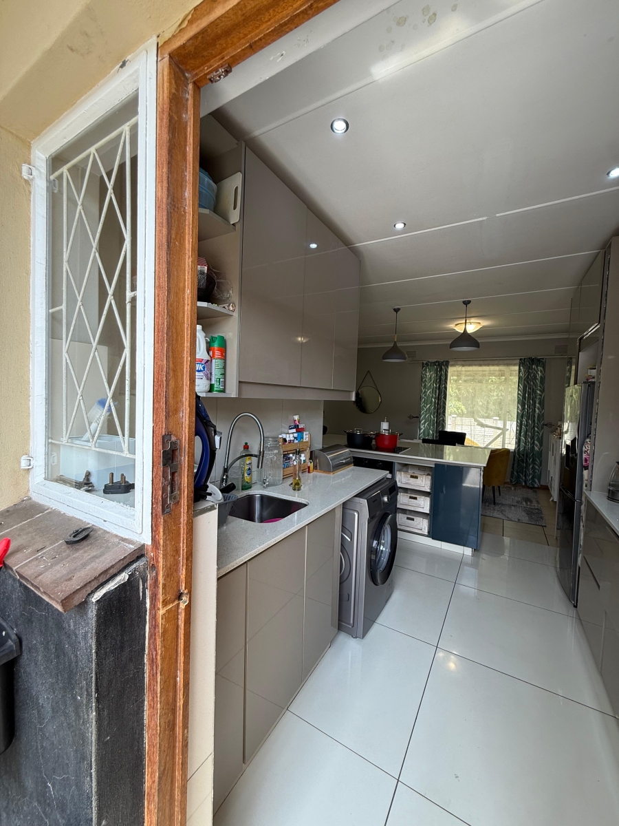 To Let 3 Bedroom Property for Rent in Escombe KwaZulu-Natal