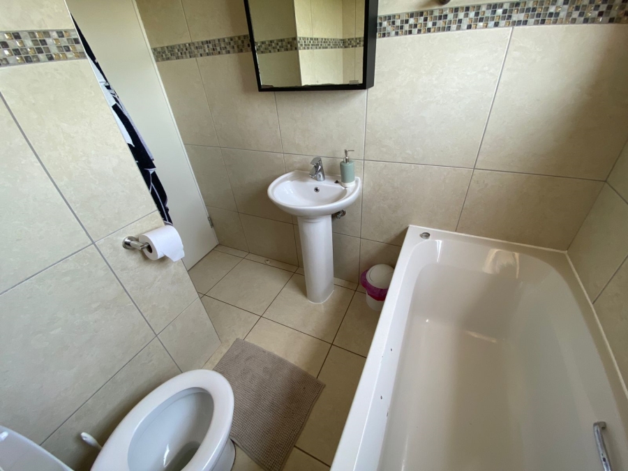 4 Bedroom Property for Sale in Shakas Rock KwaZulu-Natal