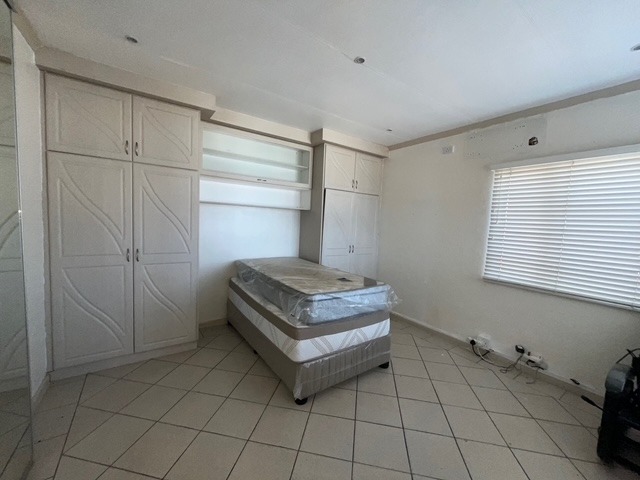 3 Bedroom Property for Sale in Ocean View KwaZulu-Natal