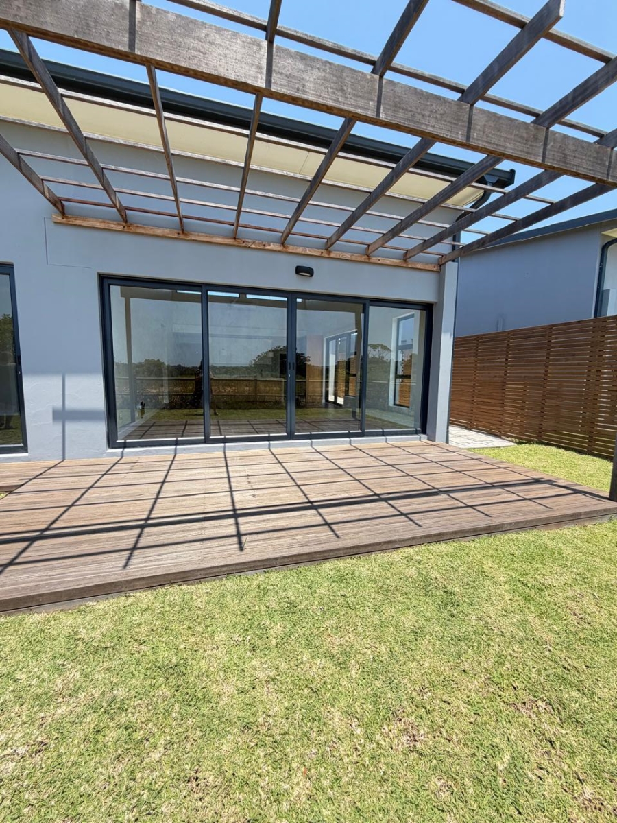 To Let 2 Bedroom Property for Rent in Salt Rock KwaZulu-Natal