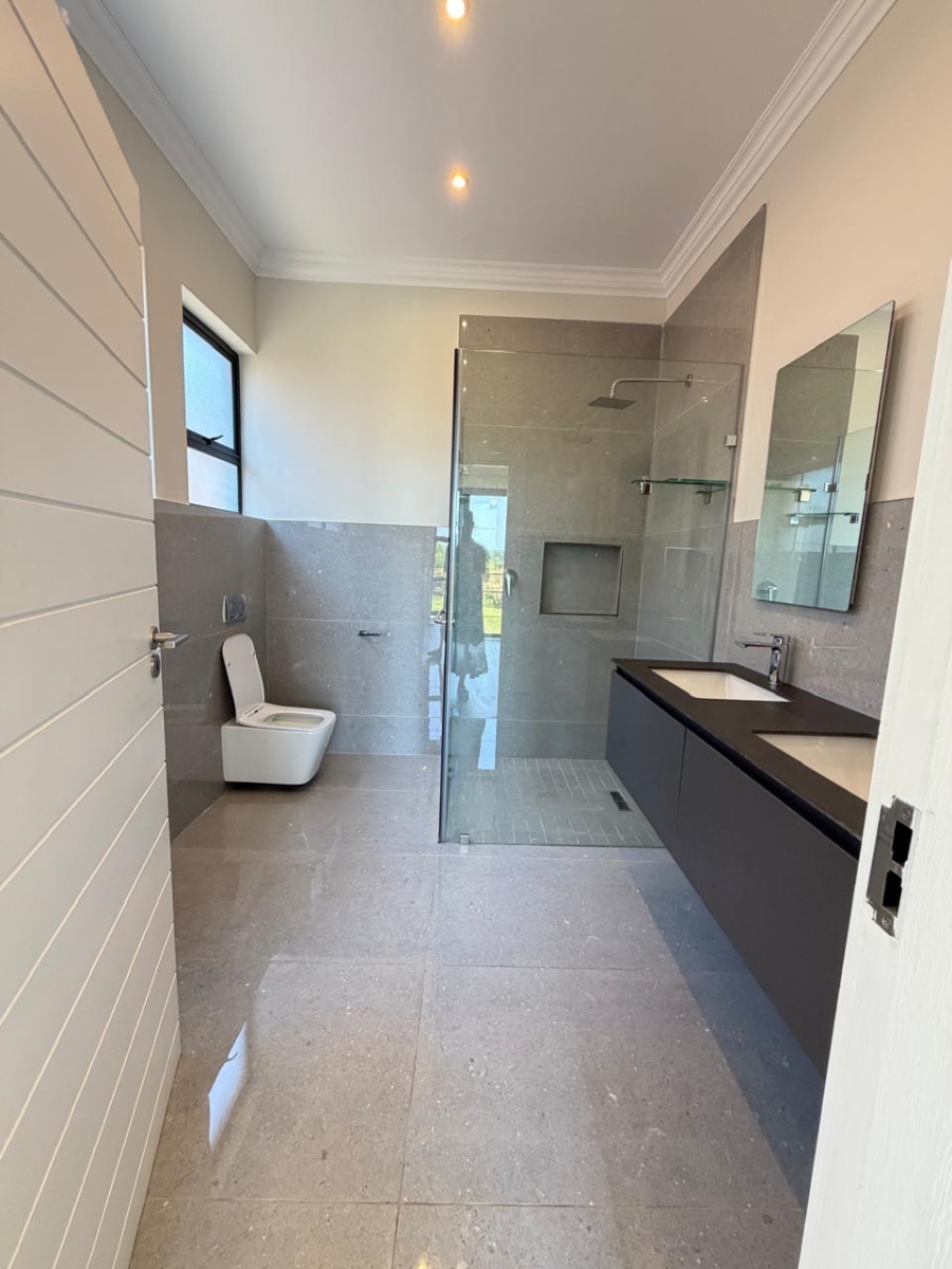 To Let 2 Bedroom Property for Rent in Salt Rock KwaZulu-Natal