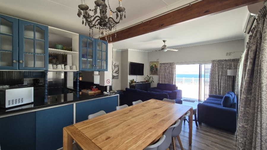 5 Bedroom Property for Sale in Manaba Beach KwaZulu-Natal