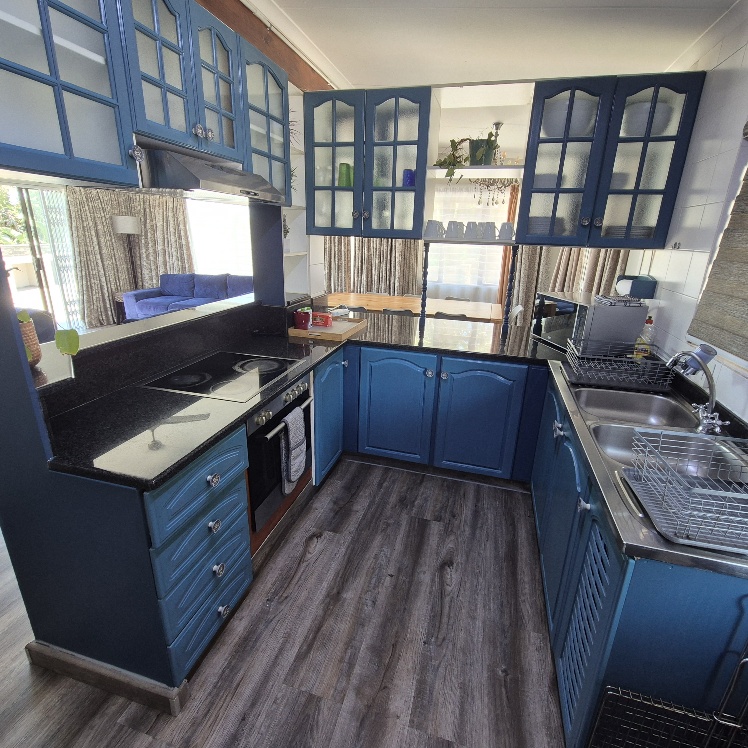 5 Bedroom Property for Sale in Manaba Beach KwaZulu-Natal