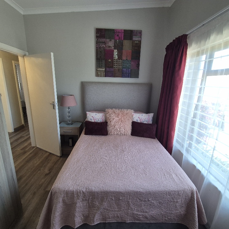 5 Bedroom Property for Sale in Manaba Beach KwaZulu-Natal