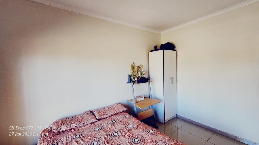 6 Bedroom Property for Sale in Mountain Rise KwaZulu-Natal