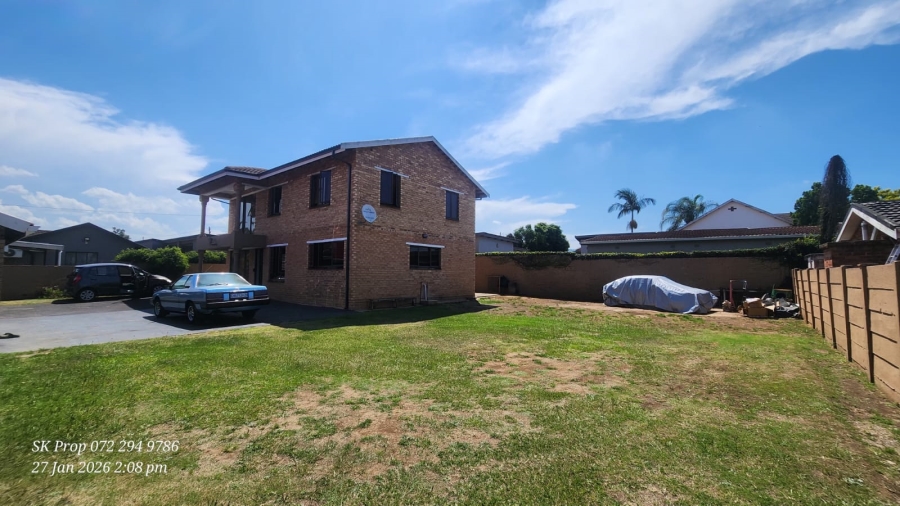 6 Bedroom Property for Sale in Mountain Rise KwaZulu-Natal