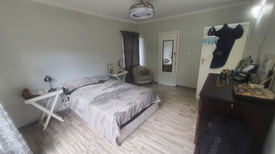 3 Bedroom Property for Sale in Schuinshoogte KwaZulu-Natal