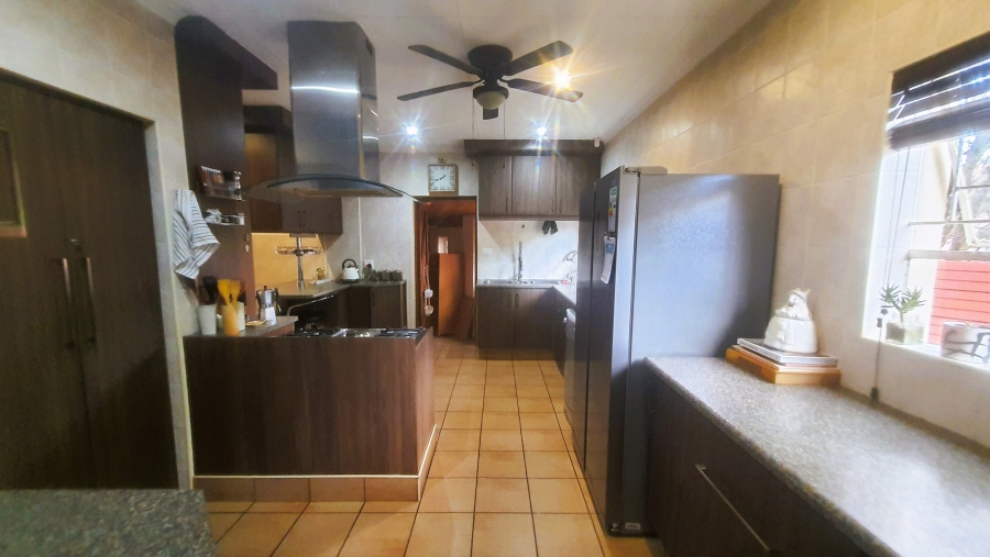 3 Bedroom Property for Sale in Schuinshoogte KwaZulu-Natal