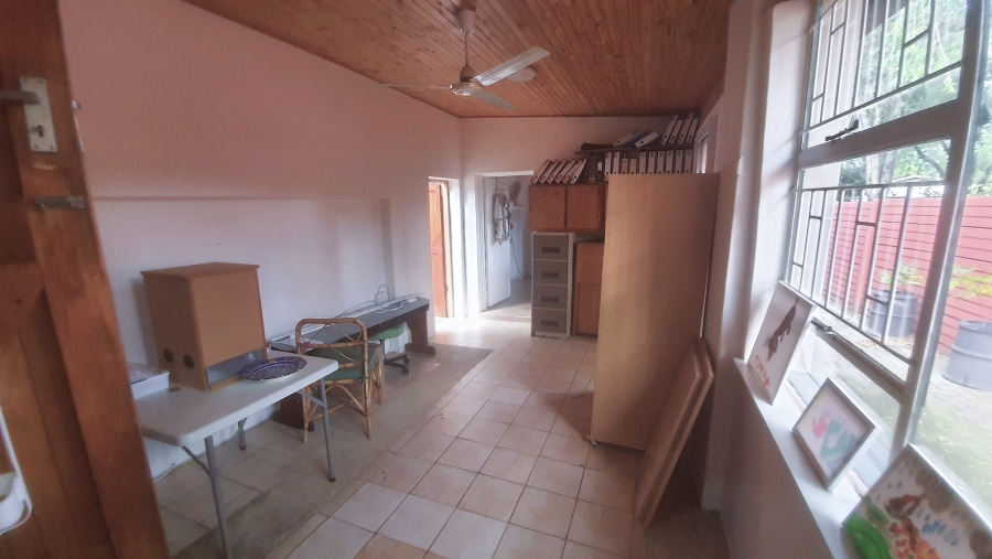 3 Bedroom Property for Sale in Schuinshoogte KwaZulu-Natal