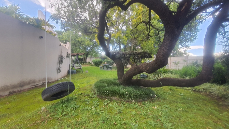 3 Bedroom Property for Sale in Schuinshoogte KwaZulu-Natal