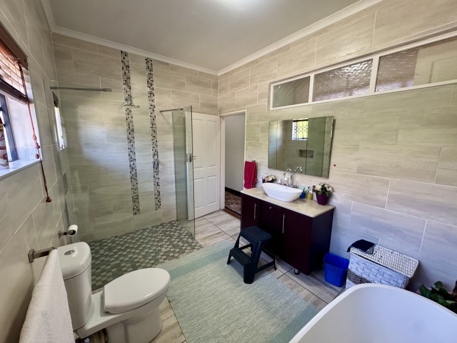 4 Bedroom Property for Sale in Hayfields KwaZulu-Natal