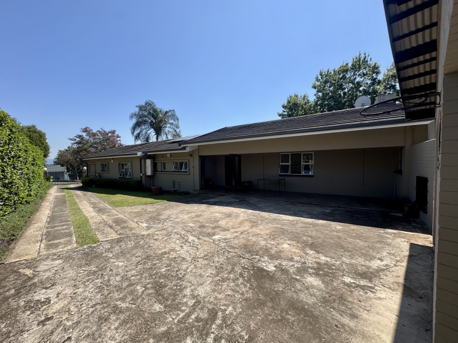 4 Bedroom Property for Sale in Hayfields KwaZulu-Natal