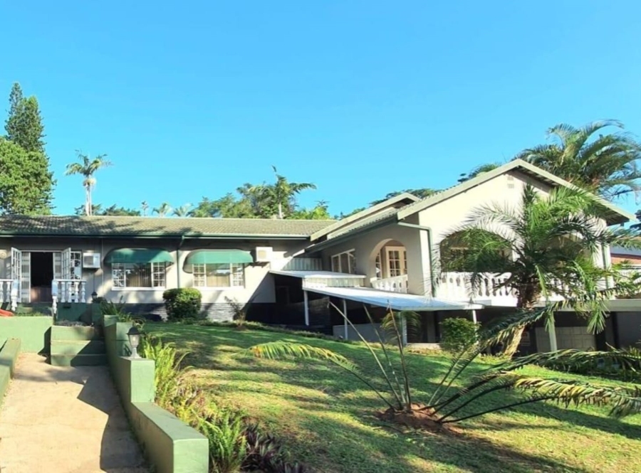 5 Bedroom Property for Sale in Amanzimtoti KwaZulu-Natal