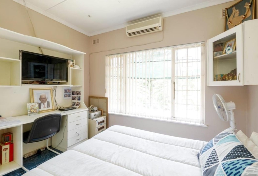 5 Bedroom Property for Sale in Amanzimtoti KwaZulu-Natal