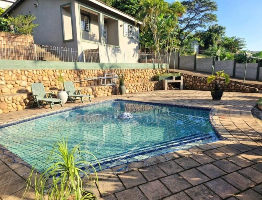 5 Bedroom Property for Sale in Amanzimtoti KwaZulu-Natal