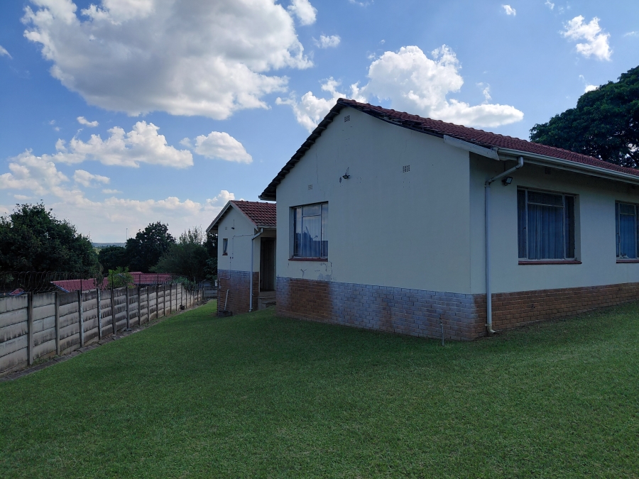 3 Bedroom Property for Sale in Amiel Park KwaZulu-Natal