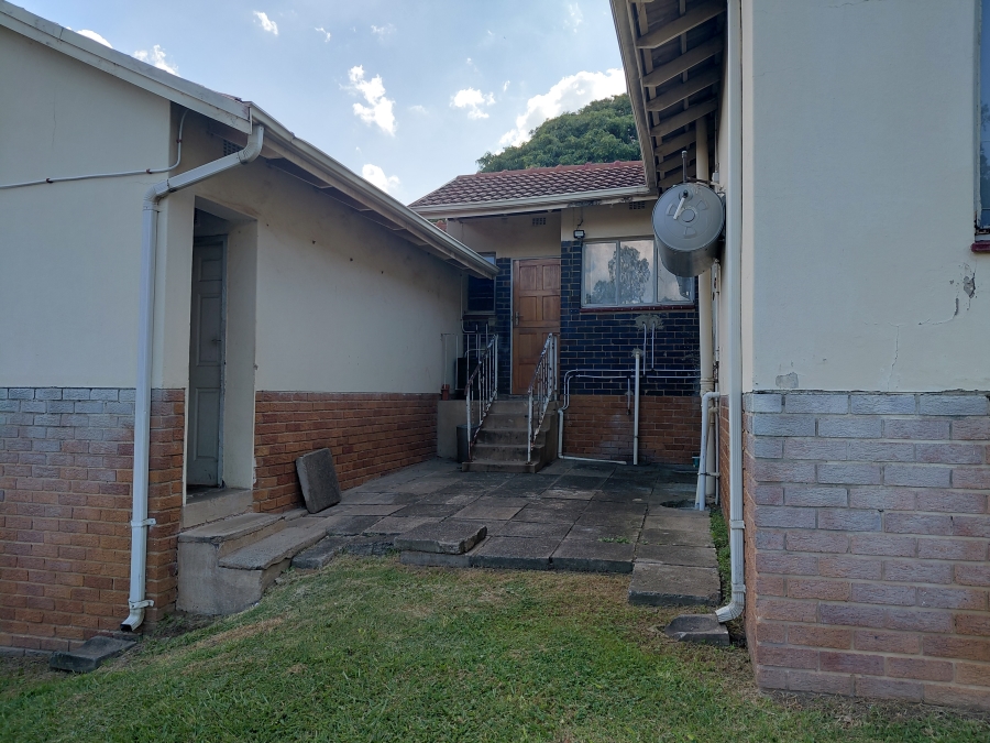 3 Bedroom Property for Sale in Amiel Park KwaZulu-Natal