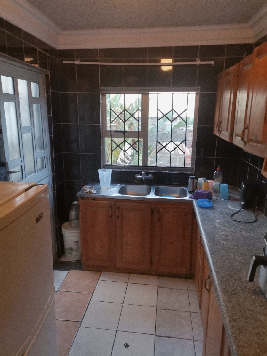 4 Bedroom Property for Sale in Honeydale KwaZulu-Natal