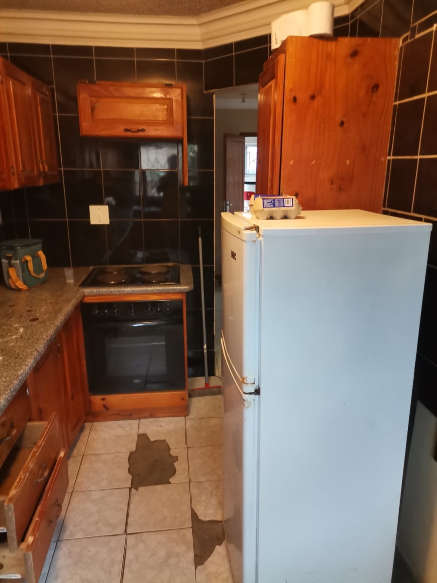 4 Bedroom Property for Sale in Honeydale KwaZulu-Natal