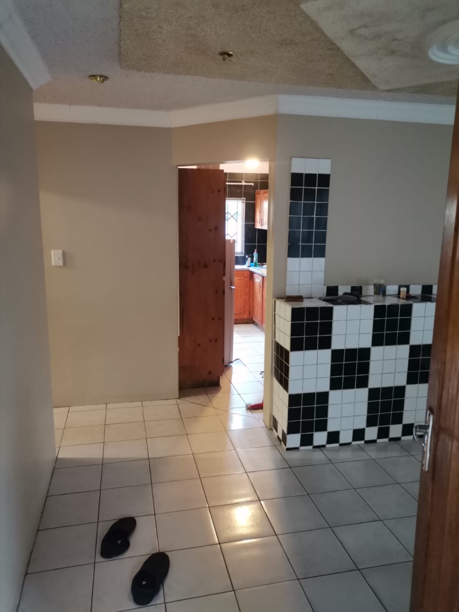4 Bedroom Property for Sale in Honeydale KwaZulu-Natal