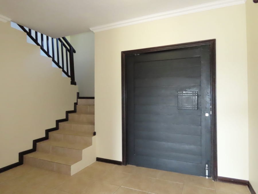 To Let 3 Bedroom Property for Rent in Seaward Estate KwaZulu-Natal