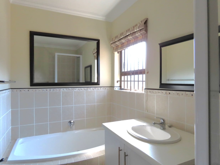 To Let 3 Bedroom Property for Rent in Seaward Estate KwaZulu-Natal