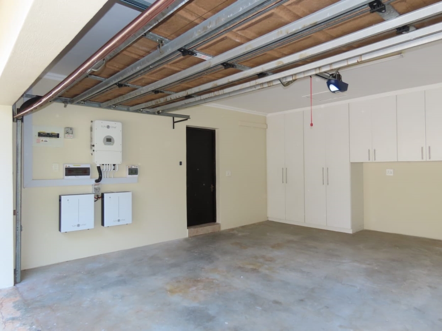 To Let 3 Bedroom Property for Rent in Seaward Estate KwaZulu-Natal