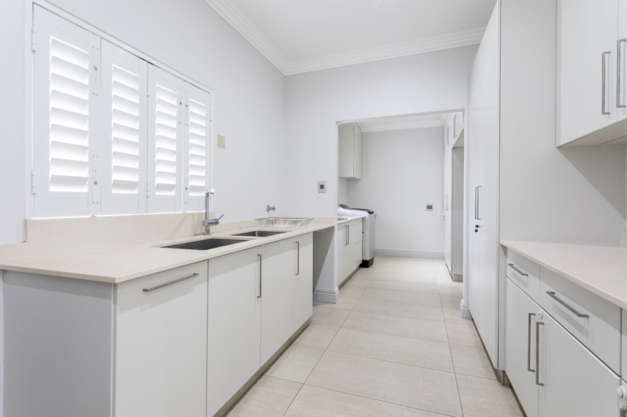 6 Bedroom Property for Sale in Ballitoville KwaZulu-Natal