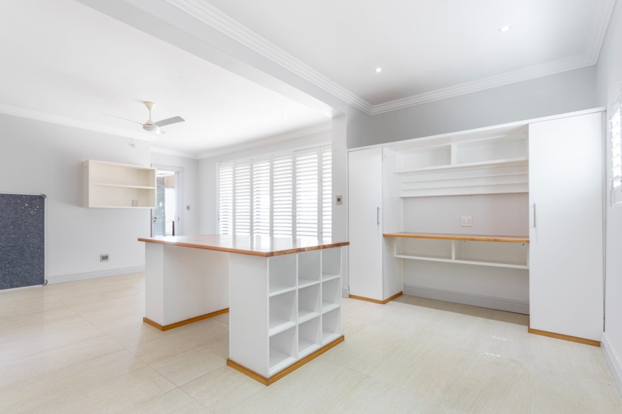 6 Bedroom Property for Sale in Ballitoville KwaZulu-Natal