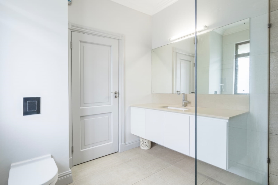 6 Bedroom Property for Sale in Ballitoville KwaZulu-Natal