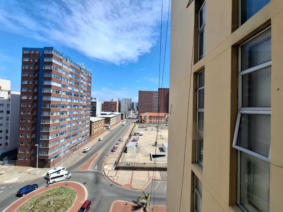 To Let 2 Bedroom Property for Rent in South Beach KwaZulu-Natal