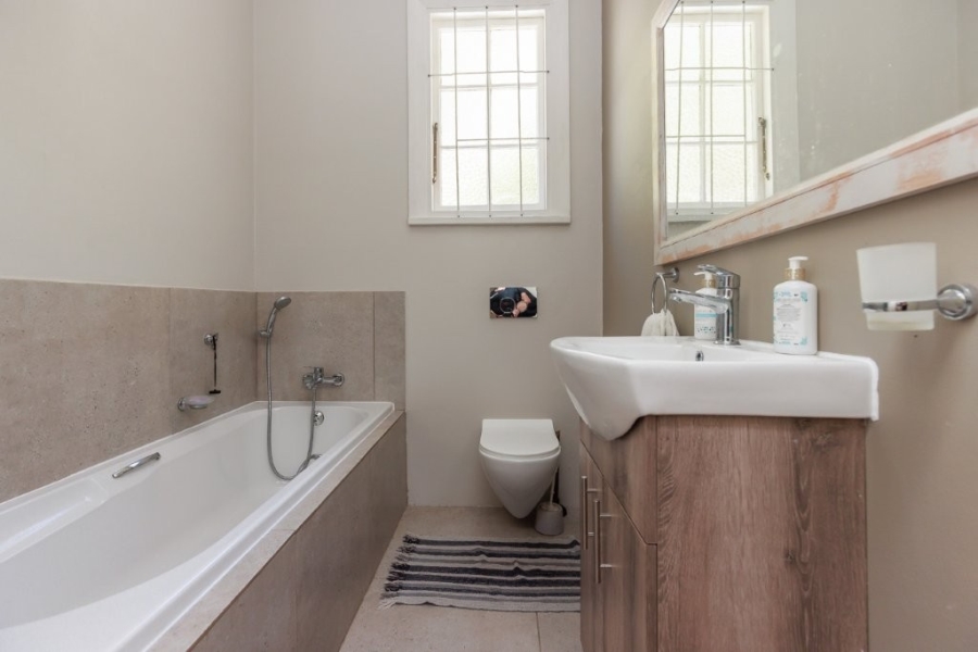 3 Bedroom Property for Sale in Glenwood KwaZulu-Natal