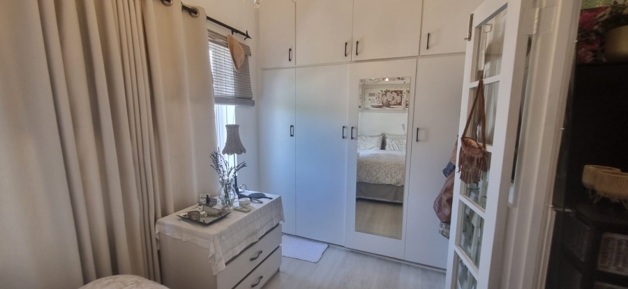 2 Bedroom Property for Sale in Essenwood KwaZulu-Natal