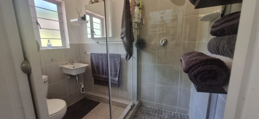 2 Bedroom Property for Sale in Essenwood KwaZulu-Natal