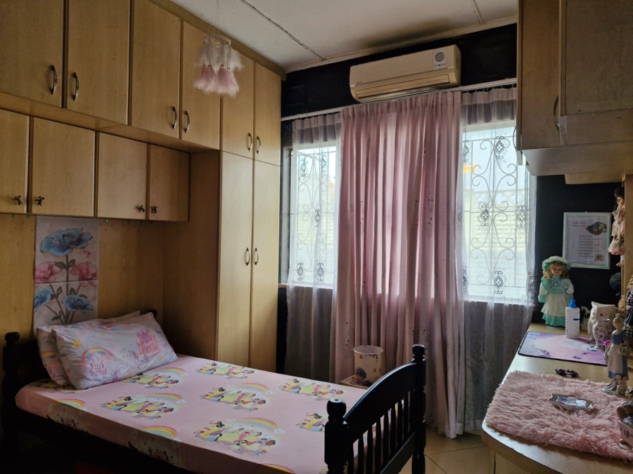 3 Bedroom Property for Sale in Bellair KwaZulu-Natal